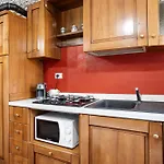 La Petite Maisonnette Introd