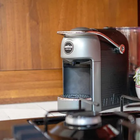 La Petite Maisonnette *